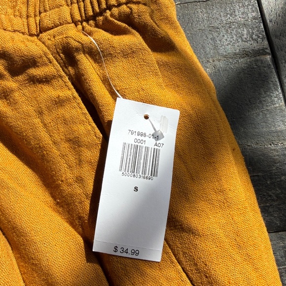 Old Navy Linen Pants - Picture 3 of 4
